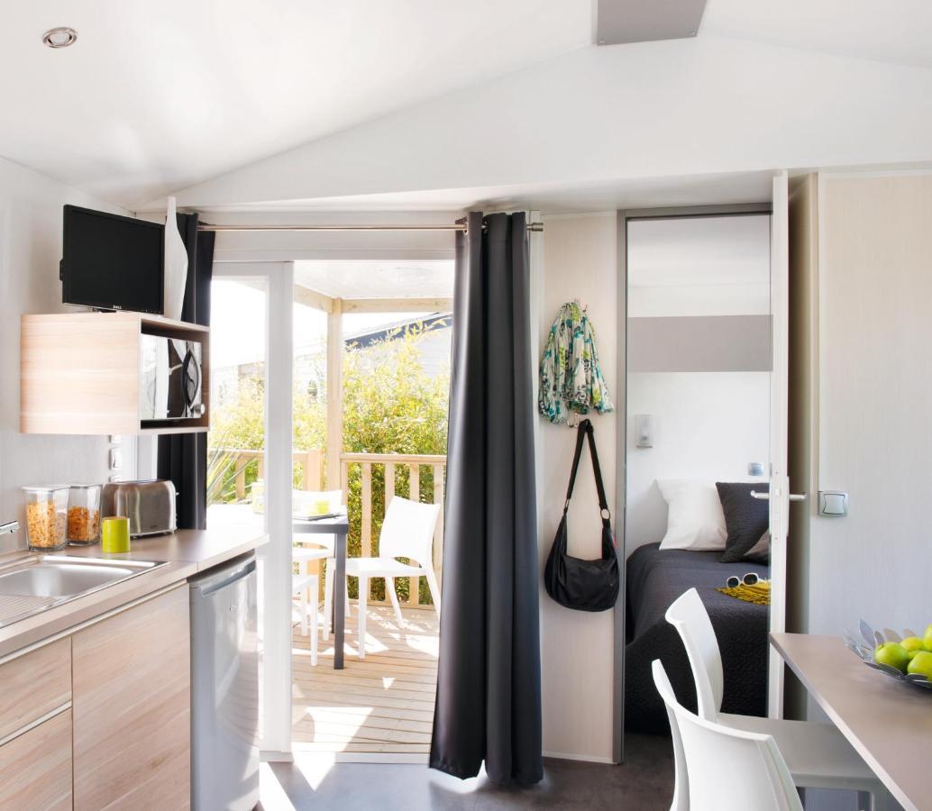 Camping Paris Beau Village Villiers-sur-Orge Esterno foto